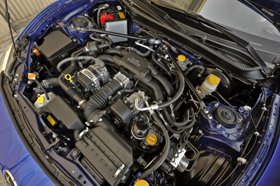  Subaru BRZ 2013 года  (US) (фото 4 из 100)